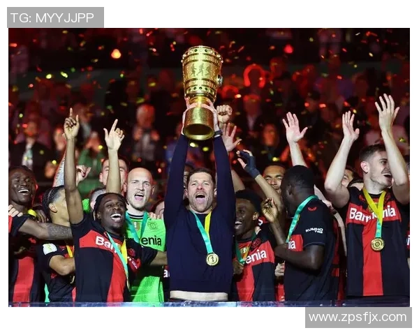 足总杯精彩对决巴黎圣日耳曼大胜里昂全场沸腾瞬间回顾