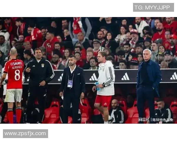 国王杯精彩对决那不勒斯大胜拜仁红牌争议引发全场热议与十大进球回顾