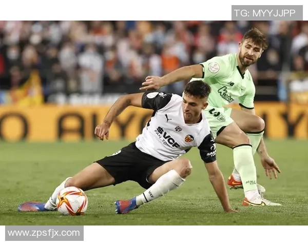 西甲焦点战波尔图与巴萨握手言和0比0引发全场热议