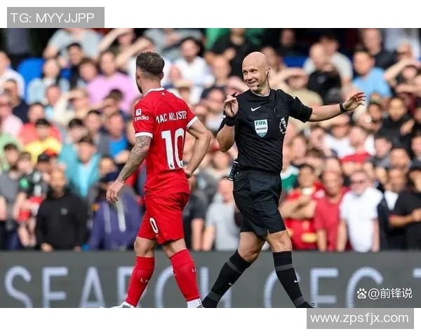 英超惊天冷门里昂大胜拜仁引发争议判罚全场沸腾