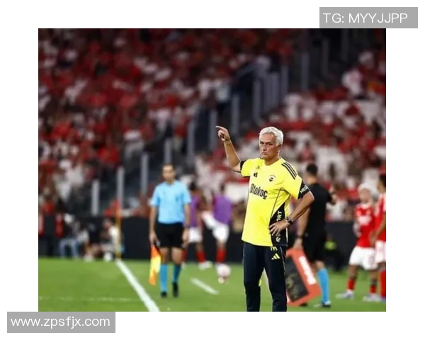 世界杯激战本菲卡与马竞互交白卷全场气氛紧张引发球迷热议